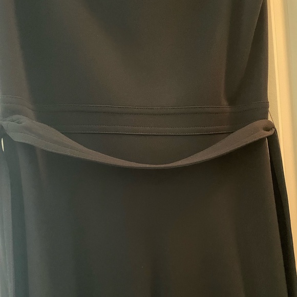 Kay Unger black wrap dress with belt - Picture 5 of 5